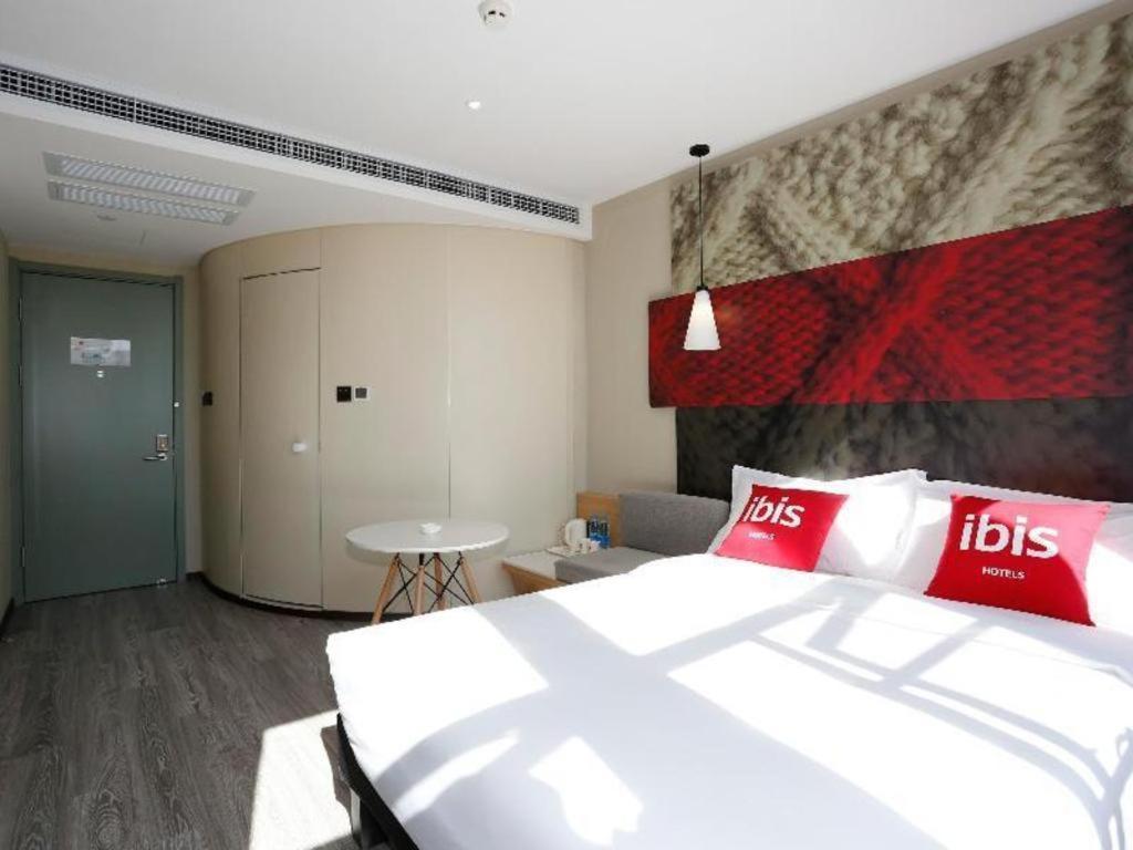 Ibis Kunming Beijing Rd Hotel Exterior photo