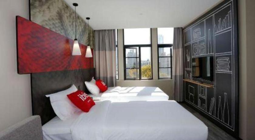 Ibis Kunming Beijing Rd Hotel Exterior photo