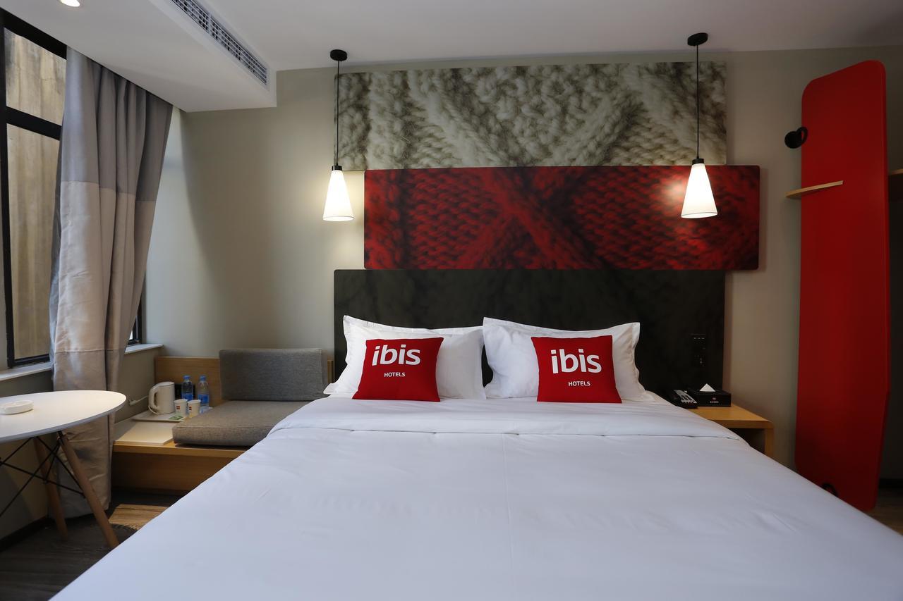 Ibis Kunming Beijing Rd Hotel Exterior photo