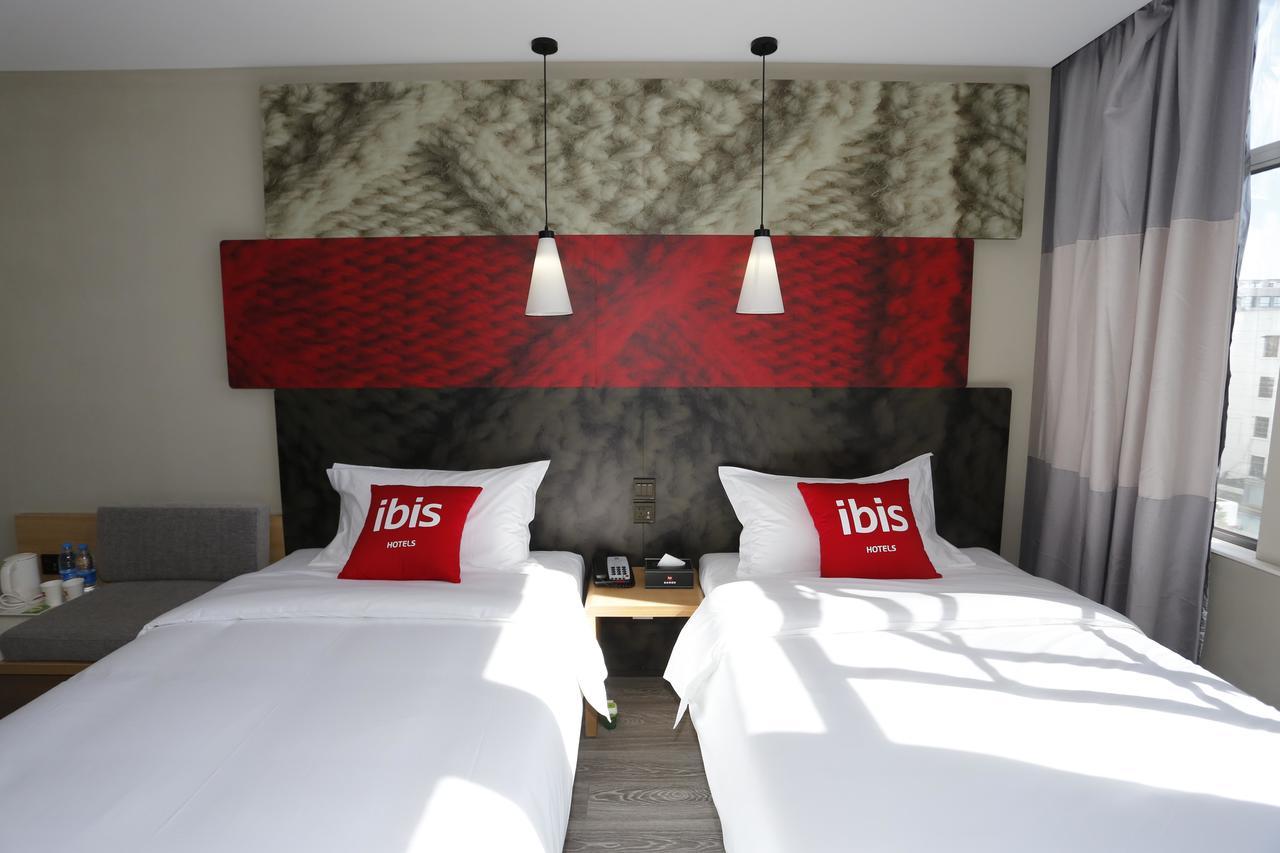 Ibis Kunming Beijing Rd Hotel Exterior photo