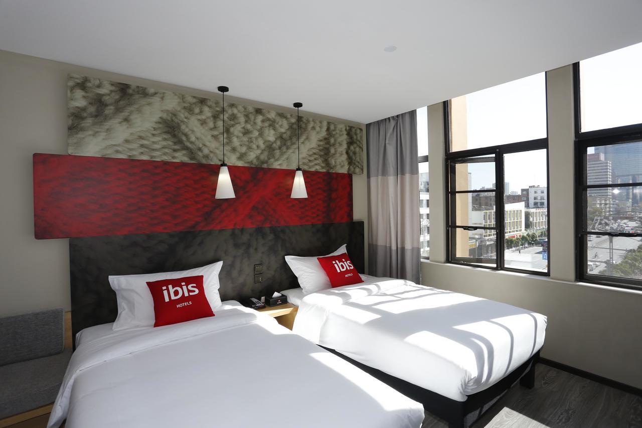 Ibis Kunming Beijing Rd Hotel Exterior photo